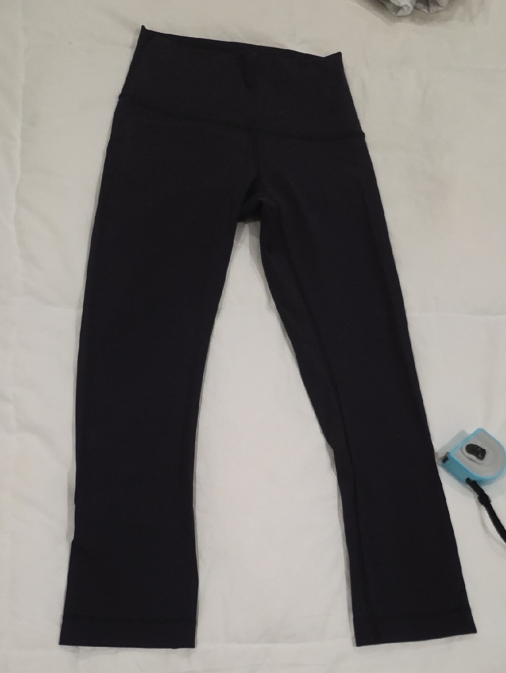 lululemon athletica Under High-rise Crop Black Leggings. Size 2.